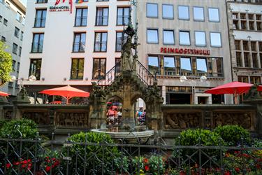 Heinzelmaennchenbrunnen