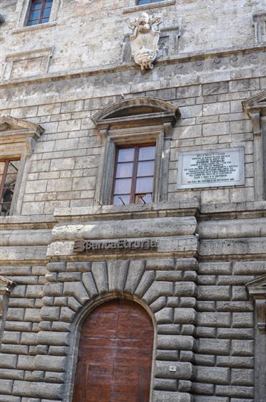 Montepulciano Center