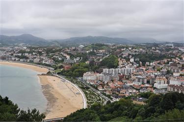 Ondarreta Beach