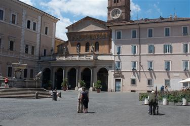 Piazza di Santa Maria in Trastevere