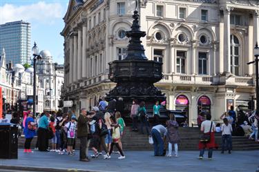 Piccadilly Circus