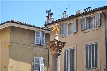 Place des Augustins