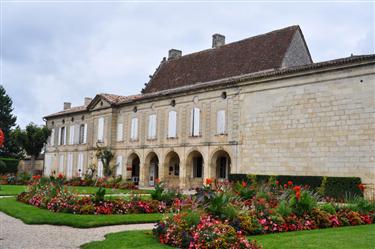 Saint-Emilion Center, Saint-Emilion, France