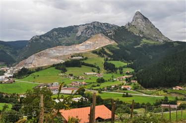 Urkiola Natural Park