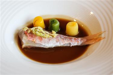 El Celler de Can Roca menu, Red mullet cooked at a low temperature